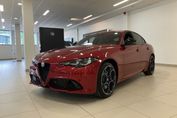 Alfa Romeo Giulia Intensa Q4