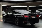 Lexus ES 300h Business Edition
