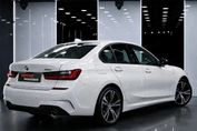 BMW Seria 3 318i M Sport aut