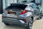 Toyota C-HR Hybrid Style