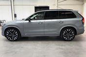 Volvo XC90 B5 AWD Ultra Dark