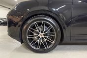 Porsche Cayenne Black Edition