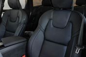 Volvo XC60 T8 Plug-In Hybrid AWD Ultra Bright