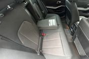 BMW Seria 3 318i Advantage aut