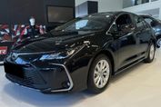 Toyota Corolla Comfort 1.5 benzyna