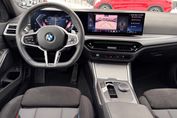 BMW Seria 3 330i xDrive M Sport