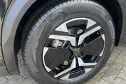 Peugeot 2008 GT Exclusive e-DCS6 1.2 PureTech mHEV