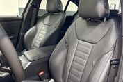 BMW Seria 3 330e M Sport