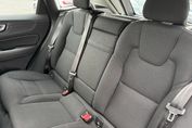 Volvo XC60 B4 B Momentum Pro