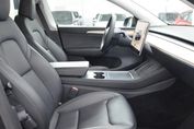Tesla Model Y Y 62.5 Standard RWD