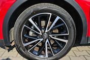 Toyota C-HR 2.0 PHEV Dynamic Force Executive