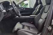 Volvo XC60 B5 B AWD Plus Dark