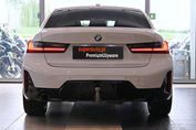 BMW Seria 3 330d xDrive M Sport
