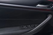 BMW Seria 5 520i mHEV aut