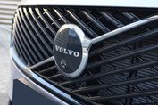Volvo XC90 T8 AWD Plug-In Hybrid Ultra Dark 7os