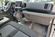 Volkswagen Crafter L4H3 8AT