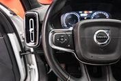 Volvo XC40 T3 Momentum Pro