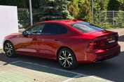 Volvo S60 B5 B AWD Ultimate Dark