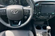 Toyota HiLux Double Cab Invincible
