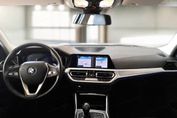 BMW Seria 3 320d Advantage sport-aut