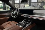 BMW Seria 7 740d xDrive M Sport