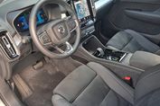 Volvo XC40 B3 Plus Dark