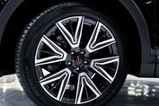 Hongqi HS5 2.0T AWD