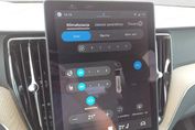 Volvo XC60 B5 B AWD Plus Dark