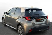 Toyota Yaris Hybrid 1.5 Selection Elegant