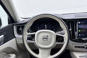 Volvo XC60 B4 D Plus Dark aut