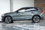 Volvo XC60 B5 AWD Ultra Dark