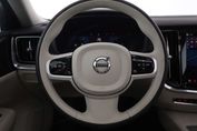 Volvo V60 T6 AWD Plug-In Hybrid Plus Dark