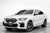 BMW X6 M50i
