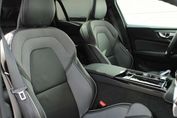 Volvo V60 T6 AWD Plug-In Hybrid Plus Dark