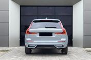 Volvo XC60 B5 AWD Ultra Dark