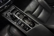 Volvo V60 D4 R-Design