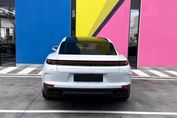 Porsche Panamera 4