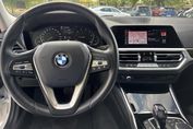 BMW Seria 3 318i