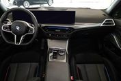 BMW Seria 3 330i xDrive M Sport