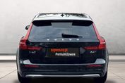 Volvo V60 Cross Country B4 D AWD Plus