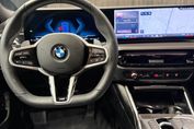 BMW Seria 3 Touring 330i xDrive M Sport