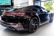Porsche Panamera 4 E-Hybrid