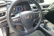 Lexus UX 200