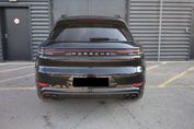 Porsche Cayenne S E-Hybrid