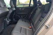 Volvo V60 B4 B Plus Dark