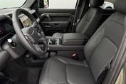 Land Rover Defender 110 D300 X-Dynamic HSE
