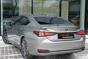 Lexus ES 300h Business Edition