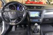 Toyota Avensis 2.0 D-4D Premium