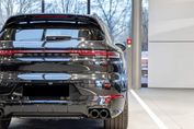 Porsche Cayenne Black Edition