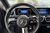 Mercedes Klasa A 220 4-Matic AMG Line 8G-DCT